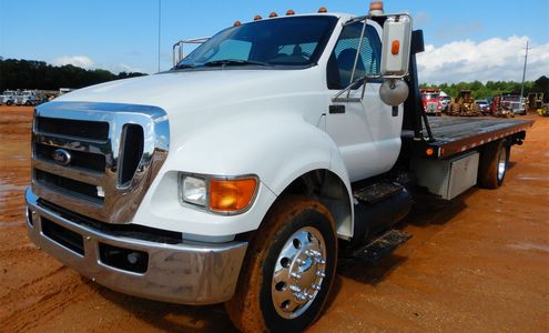 2008 FORD F-650 SD