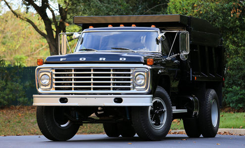 1975 FORD F750
